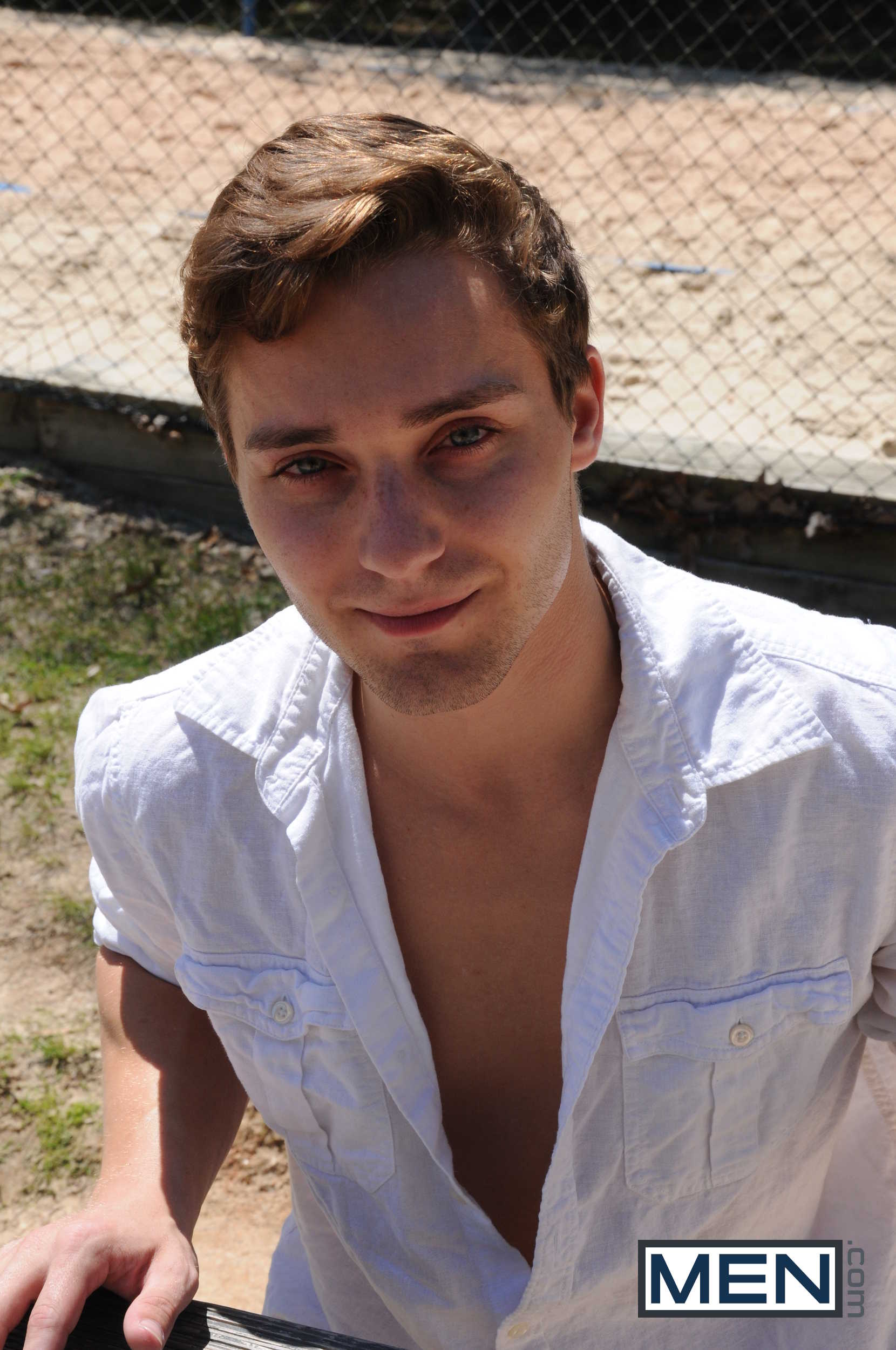 Tyler Morgan bottoms for Brad Kalvo on gay porn site Big Dicks At School.