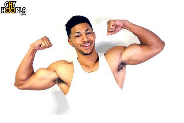 Andre GayHoopla Porn Model Muscle 1