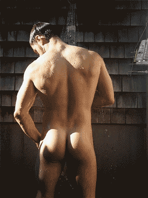 tumblr_nrt1x4bISz1ua30c6o3_400