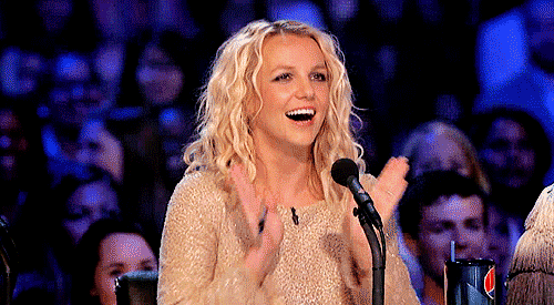 Britney-Spears-Clapping-and-Dancing