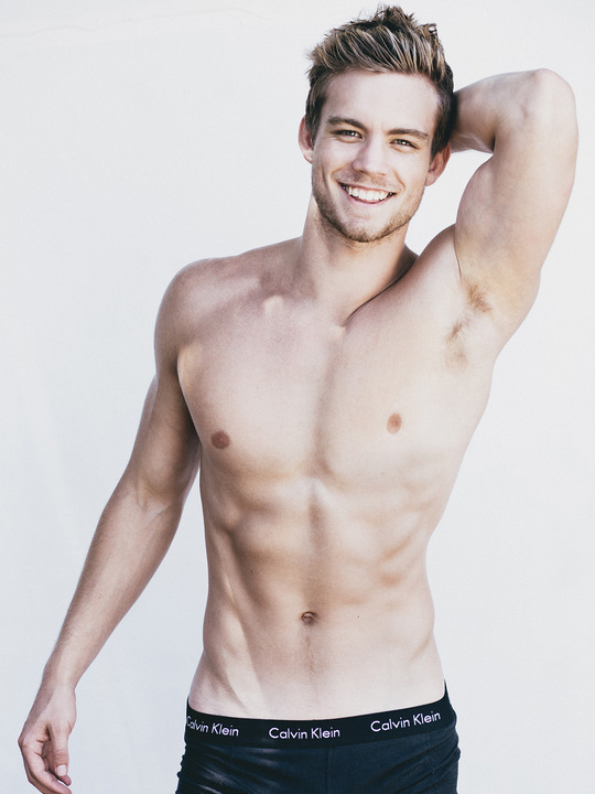 Guys Who Should Do Gay Porn Dustin Mcneer Manhunt Daily