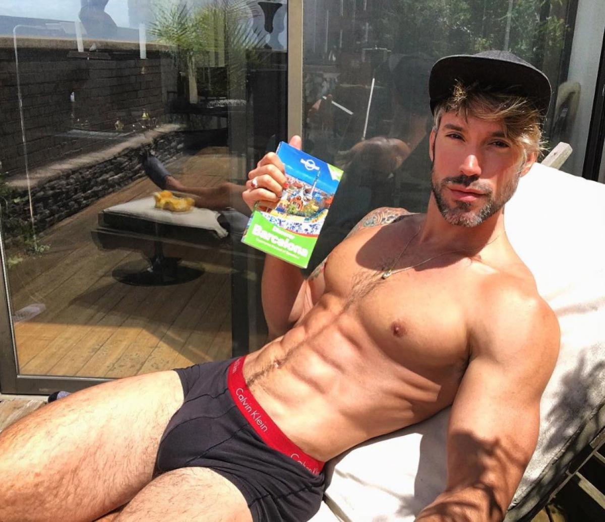 Gay bachelor robert sepulveda is not ashamed of his past as male escort
